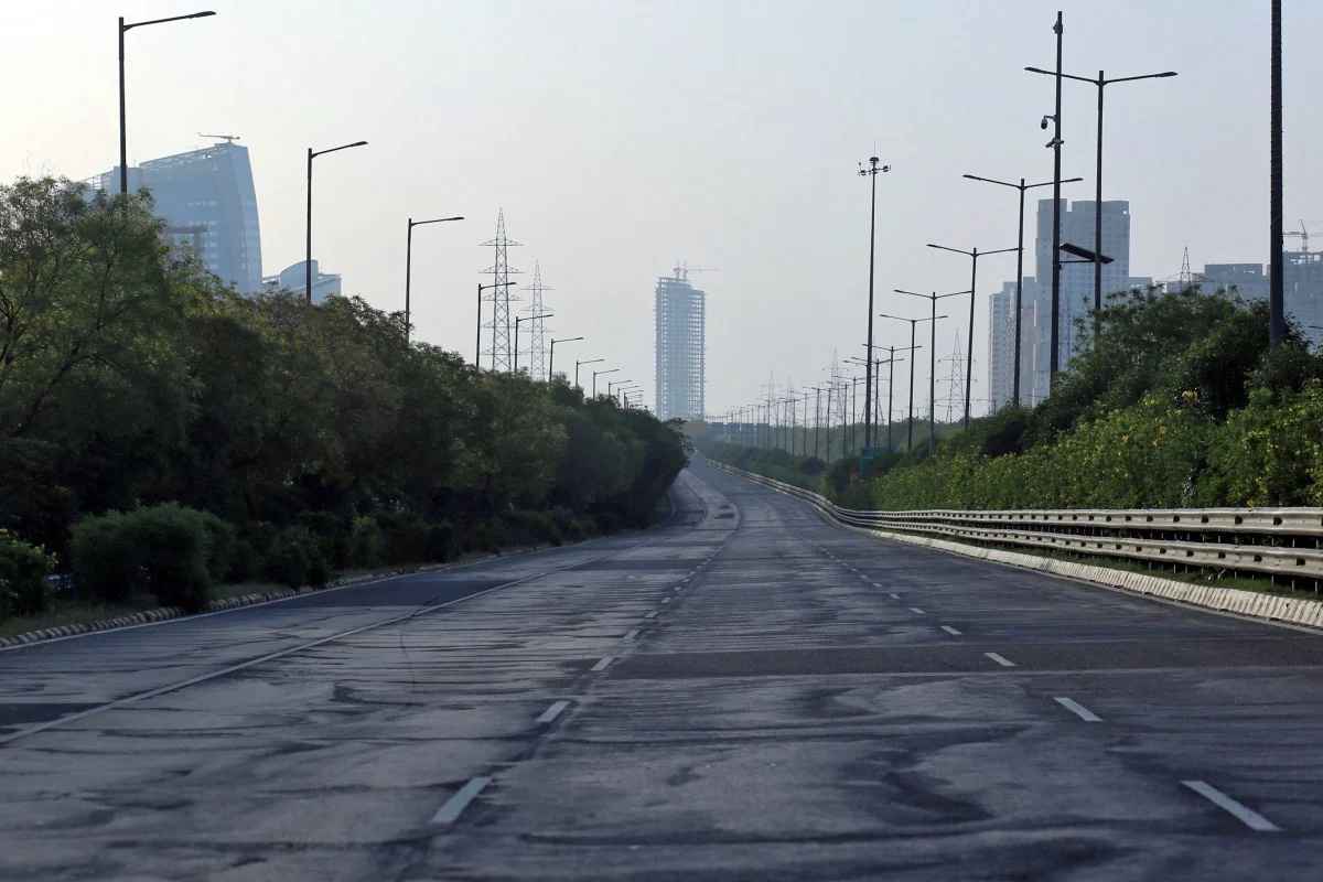 A deserted view of the Yamuna motorway that connects Delhi with Agra during a 21-day nationwide lockdown