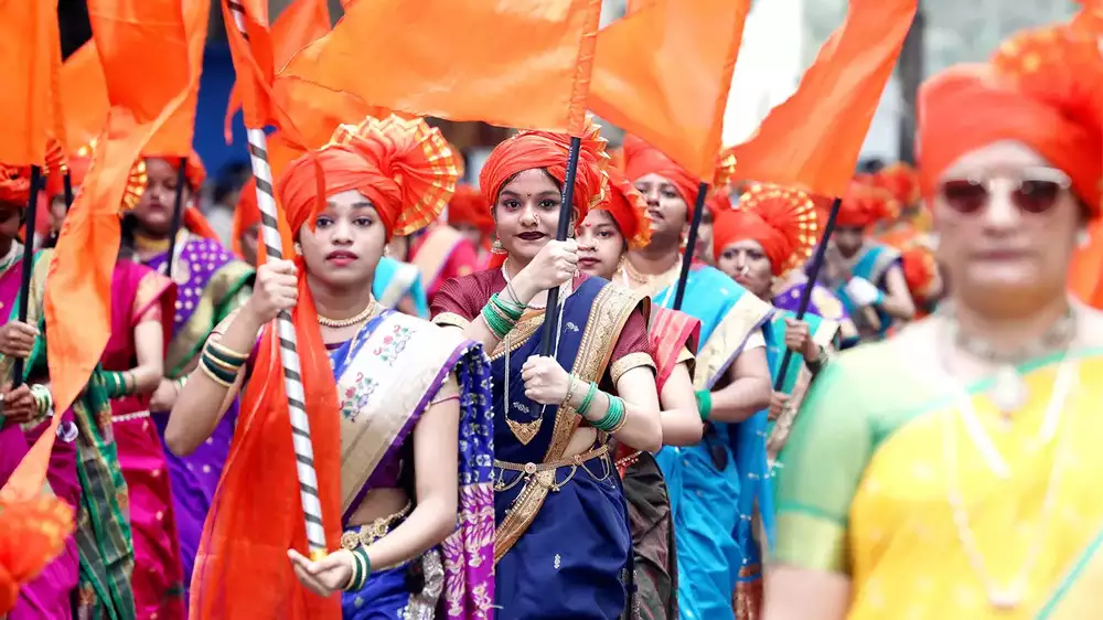 Panaji reverberates with beats of ShigmoEven as the much anticipated Shigmotsav started on an enthusiastic note in Panaji with a weeklong prelude of events, the float parade on Saturday evoked a lukewarm response.